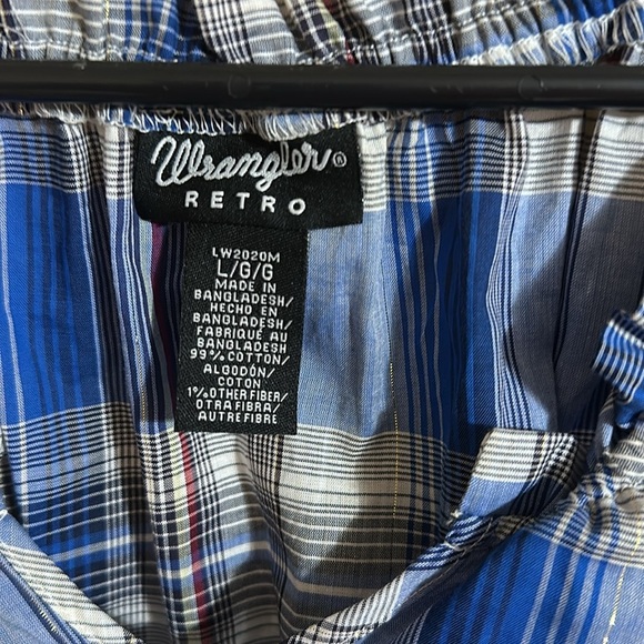 NWT Wrangler Retro short sleeve Blue Plaid Women's Top - Picture 2 of 6